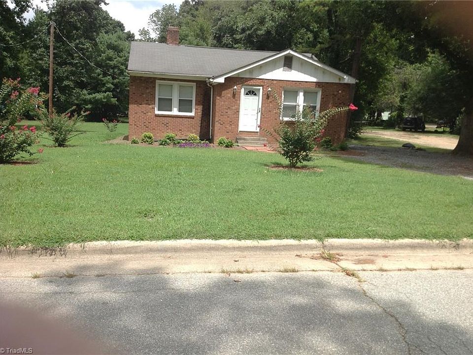 1st image of 2228 Bradley St