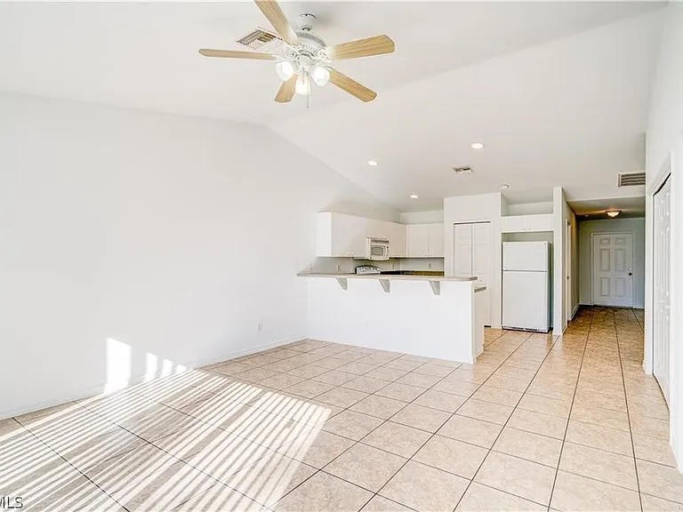 2705 Matena Ave S — Photo 2