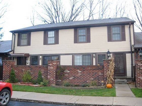 1st image of 39494 Old Dominion Dr