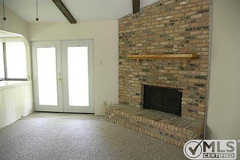 1st image of 418 Brookview Dr