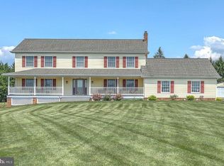 46 Highland Dr, Hanover, PA 17331