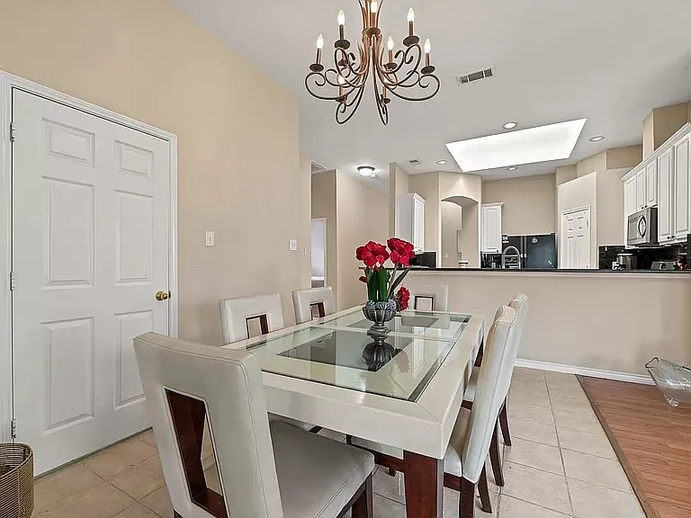 10309 Belfort Dr — Photo 7