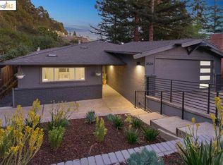 3520 Robinson Dr, Oakland, CA 94602