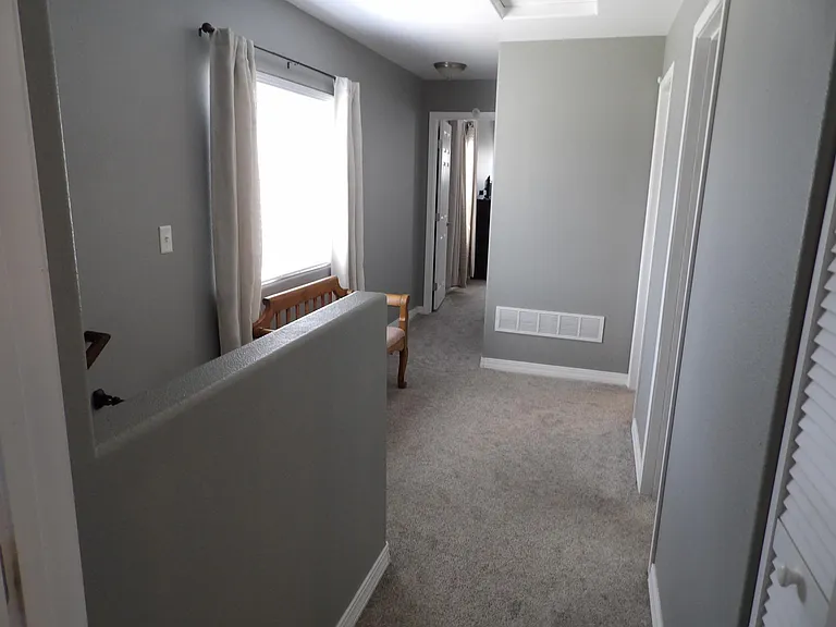 332 E Ohio Ave — Photo 23