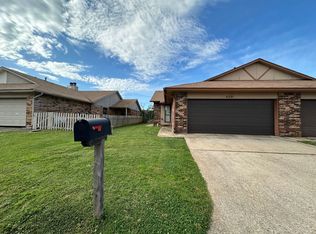 520 Peppertree Ln, Oklahoma City, OK 73110