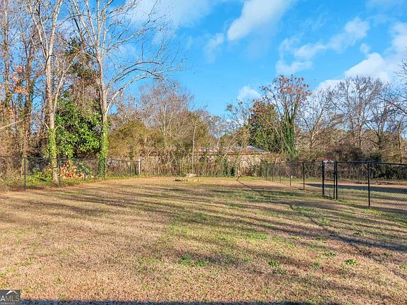 5th image of 24 David Dr