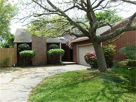 2nd image of 4326 Shady Springs Dr