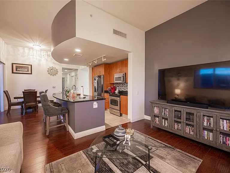 200 W Sahara Ave #501 — Photo 15