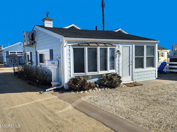 31 E Crane Way, Lavallette, NJ 08735