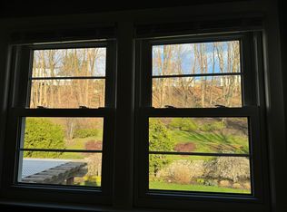 188 Lakeview Ave #800, Valhalla, NY 10595