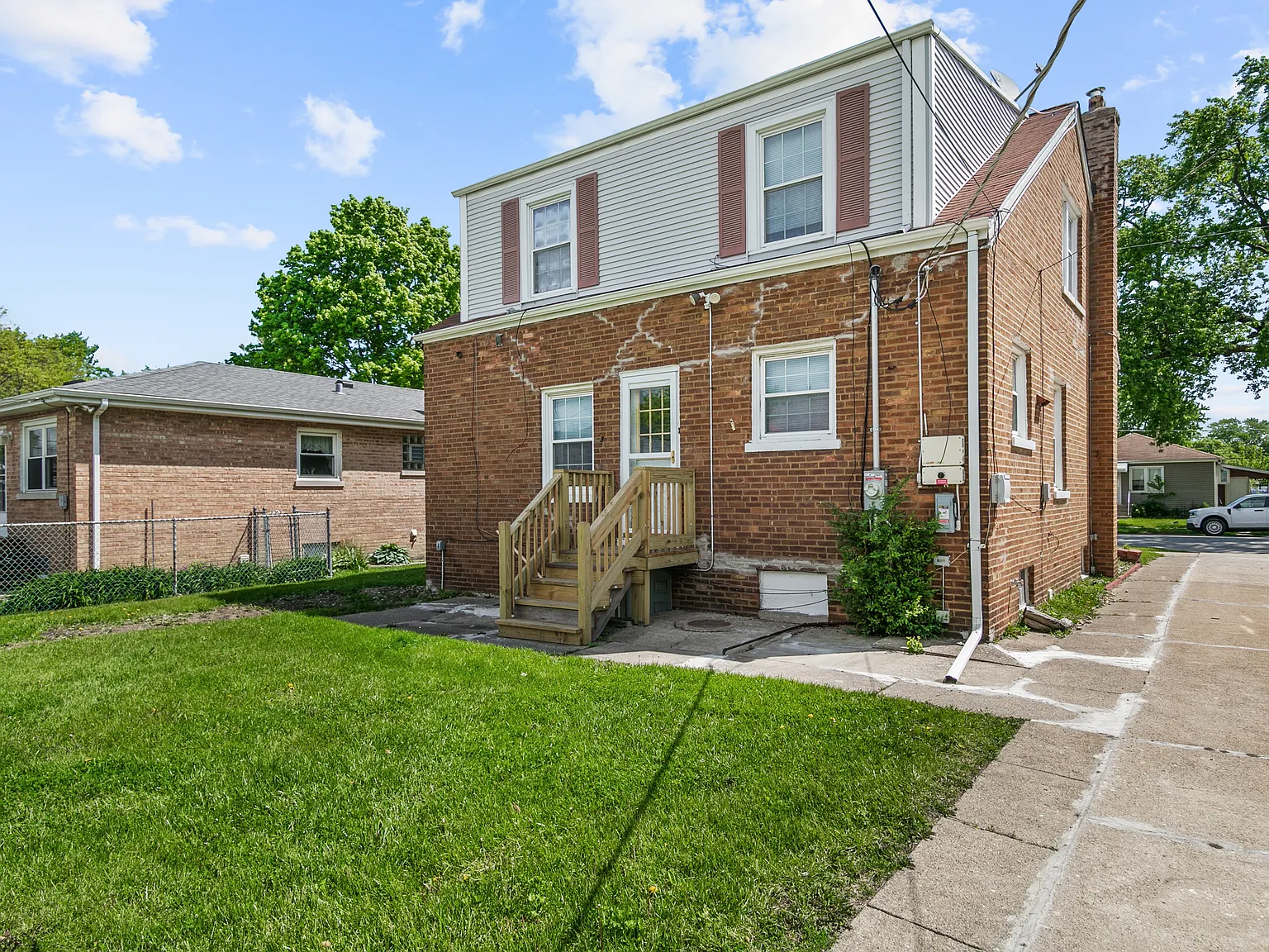 4 bed, 1707 sqft, $2,600 — Photo 3