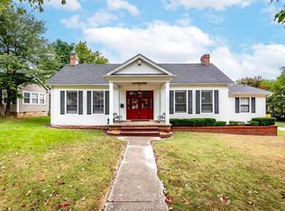 204 Cane Hill St, Van Buren, AR 72956
