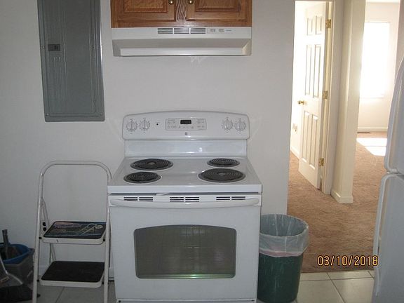4th image of 208 N Hodson Ave