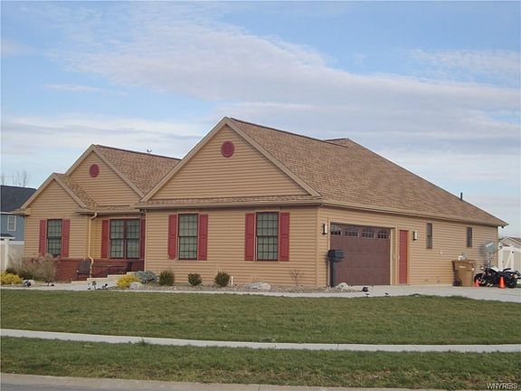 2nd image of 212 Whitney Pl
