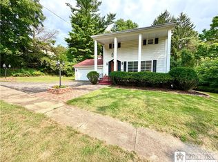 3 Gilberds St, Jamestown, NY 14701