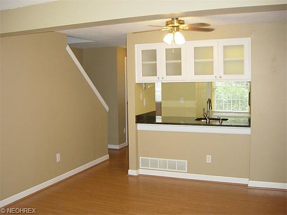 3rd image of 3858 Lake Run Blvd