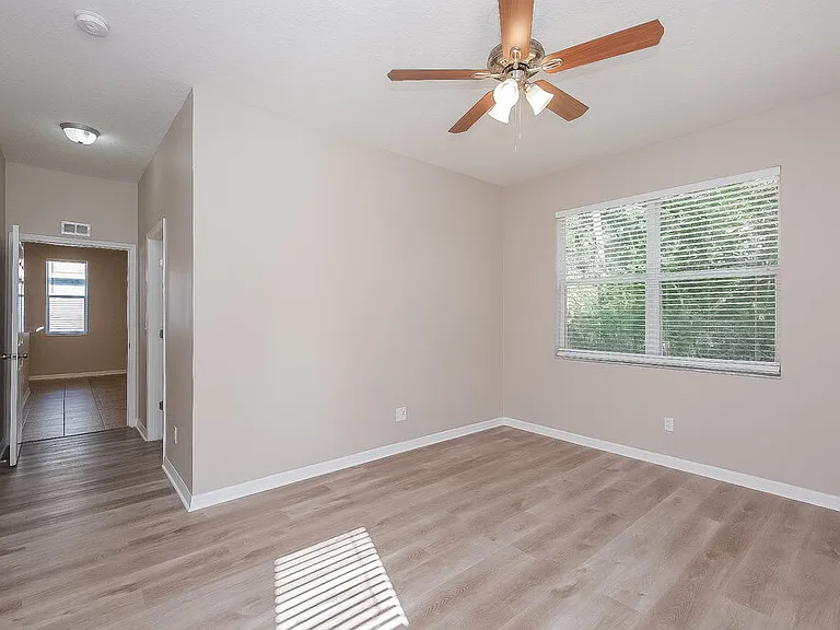 2520 Deer Forest Dr — Photo 10