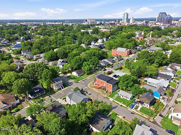 3rd image of 416 Dowd St