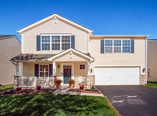 8140 Royal Elm Dr, Blacklick, OH