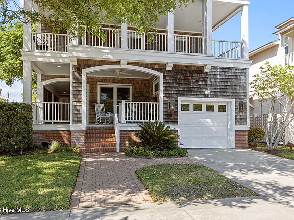 4th image of 2106 Evans Street