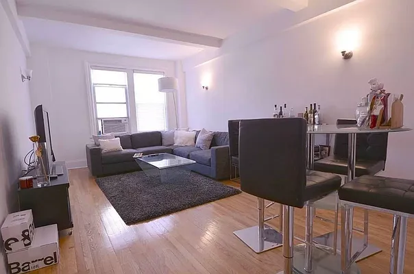 Rented by Compass | media 6