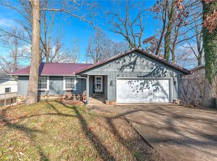 1406 Dogwood Dr, Bentonville, AR 72712