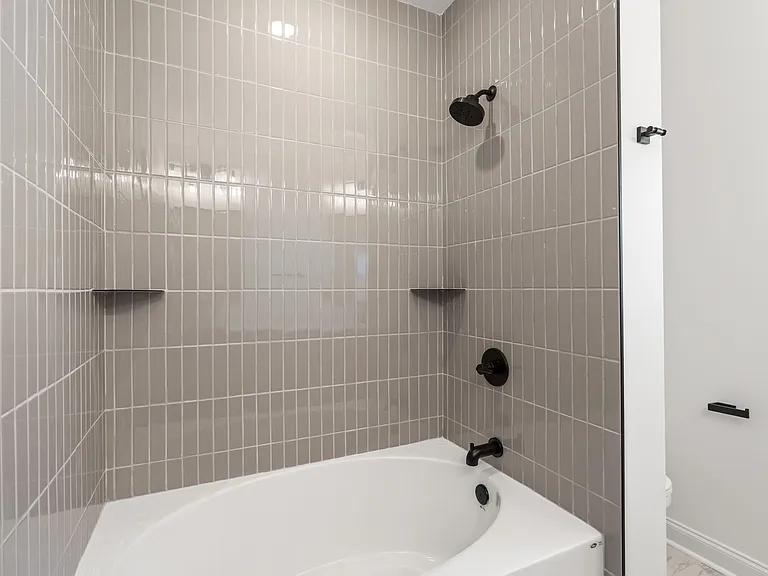 116 Arbor Ridge Cir — Photo 36