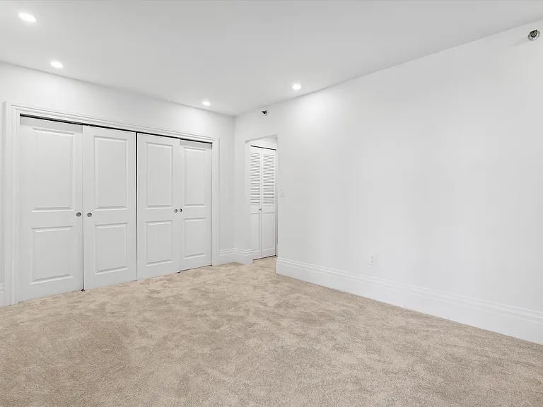 390 Commonwealth Ave #603 — Photo 21