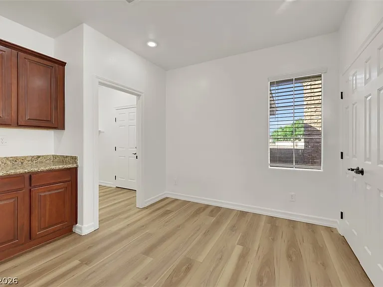 2519 Sparrow Way — Photo 8