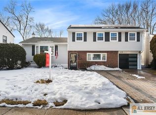 15 New Dover Ave, Colonia, NJ 07067