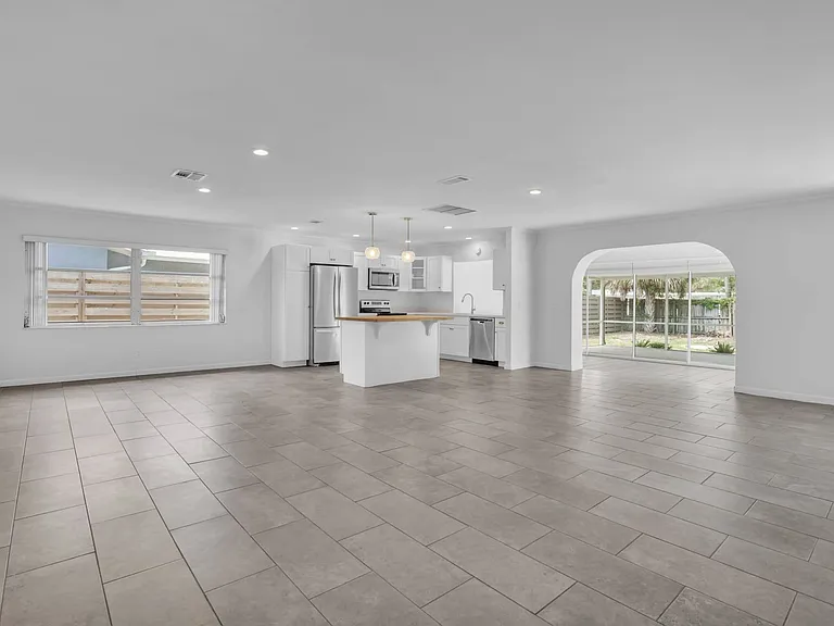 5808 Briarwood Ave — Photo 8