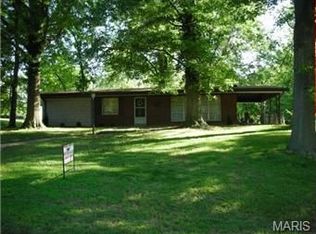 1001 Druso Ln, Saint Louis, MO