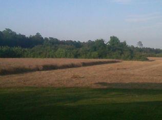 1470 Josh Sessoms Rd, Roseboro, NC 28382