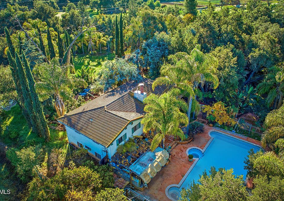 1st image of 1400 Park Dr