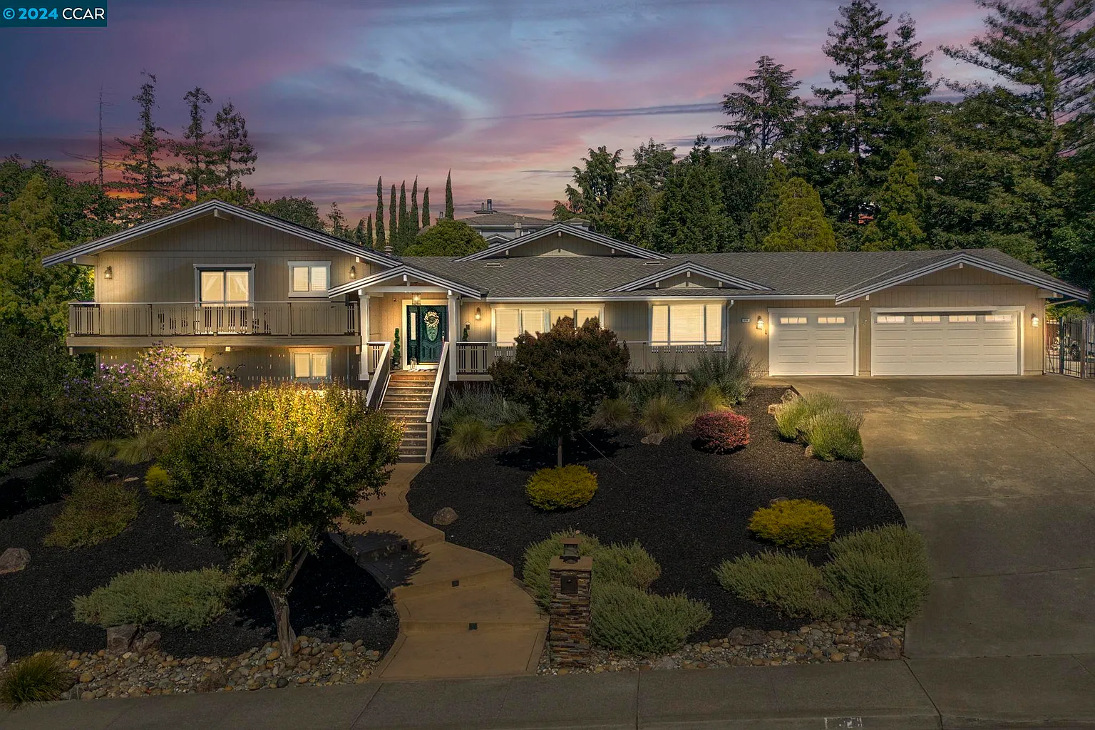 102 Oak Ct photo 1