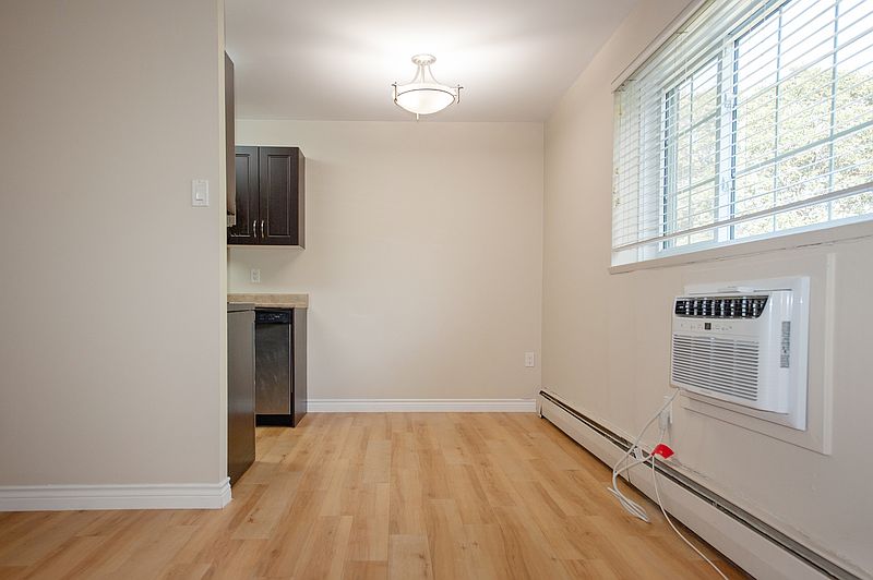 Winnipeg Apartment for rent - 2 Bedrooms — photo 6