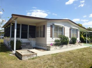 213 Pineapple St, Bradenton, FL 34207