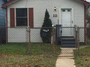 10 Sycamore Ave, Middletown, NJ 07748