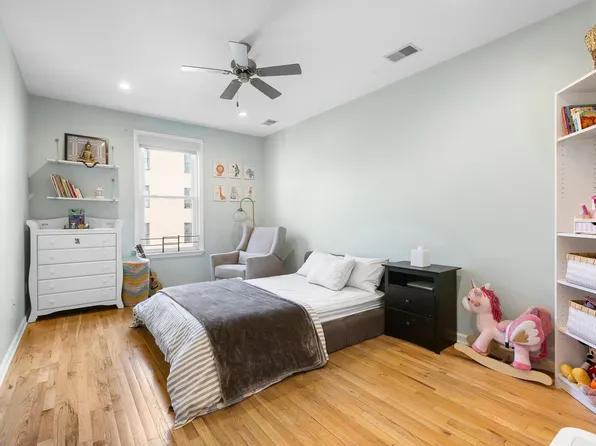 510 Monroe Street image 10 of 16