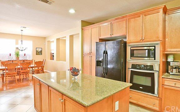 3rd image of 30375 Woodbury Cir