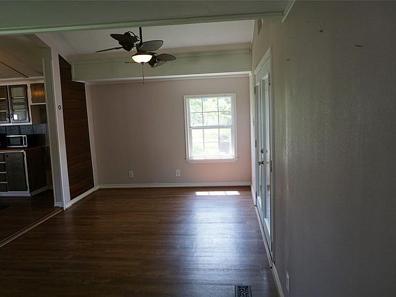 5th image of 8989 Gladewood St