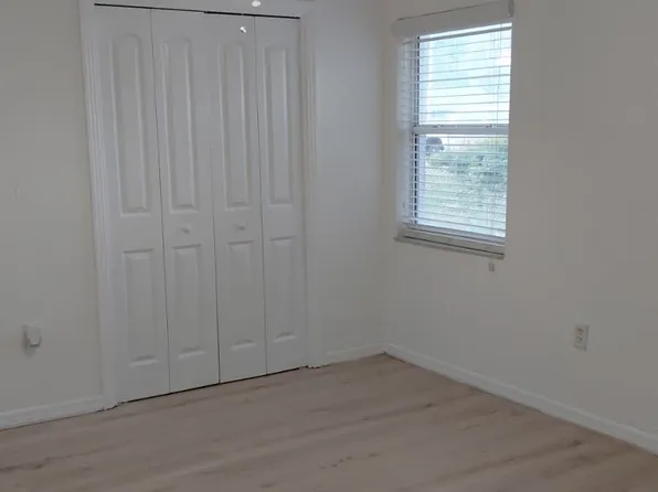 1003 39th Ave W, Bradenton, FL 34205