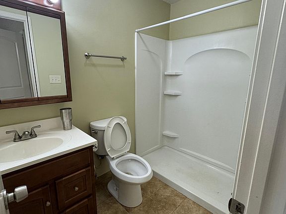 5th image of 201 Geri Ln Unit 14