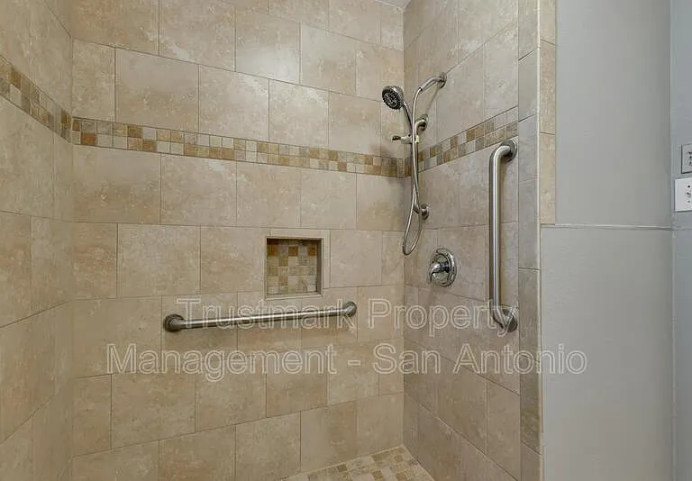 1322 W Malone Ave — Photo 11