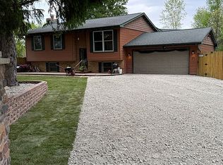 9857 Silver Ct, Demotte, IN 46310