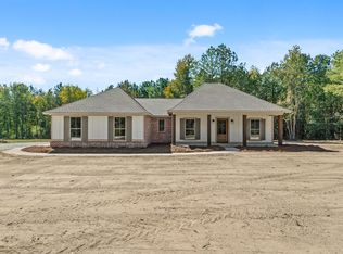 185 Crosby Rd, Seminary, MS 39479