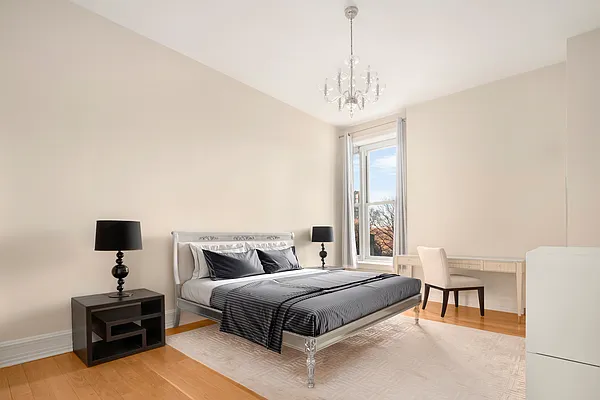 Rented by Douglas Elliman | media 7