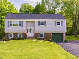 626 Marshall St, Neshanic Station, NJ 08853