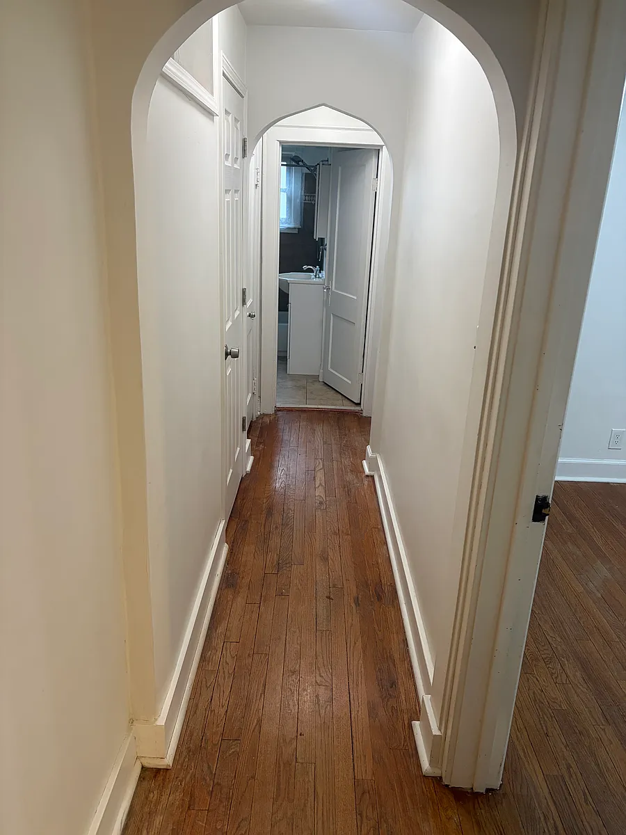 Building Photo - 507 Curry Ave #1