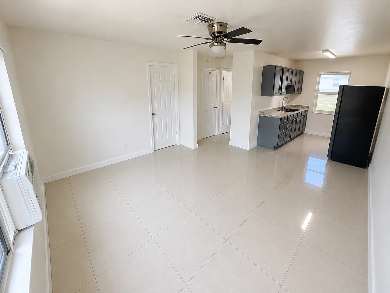 2 bed, 600 sqft, $1,249 — Photo 3